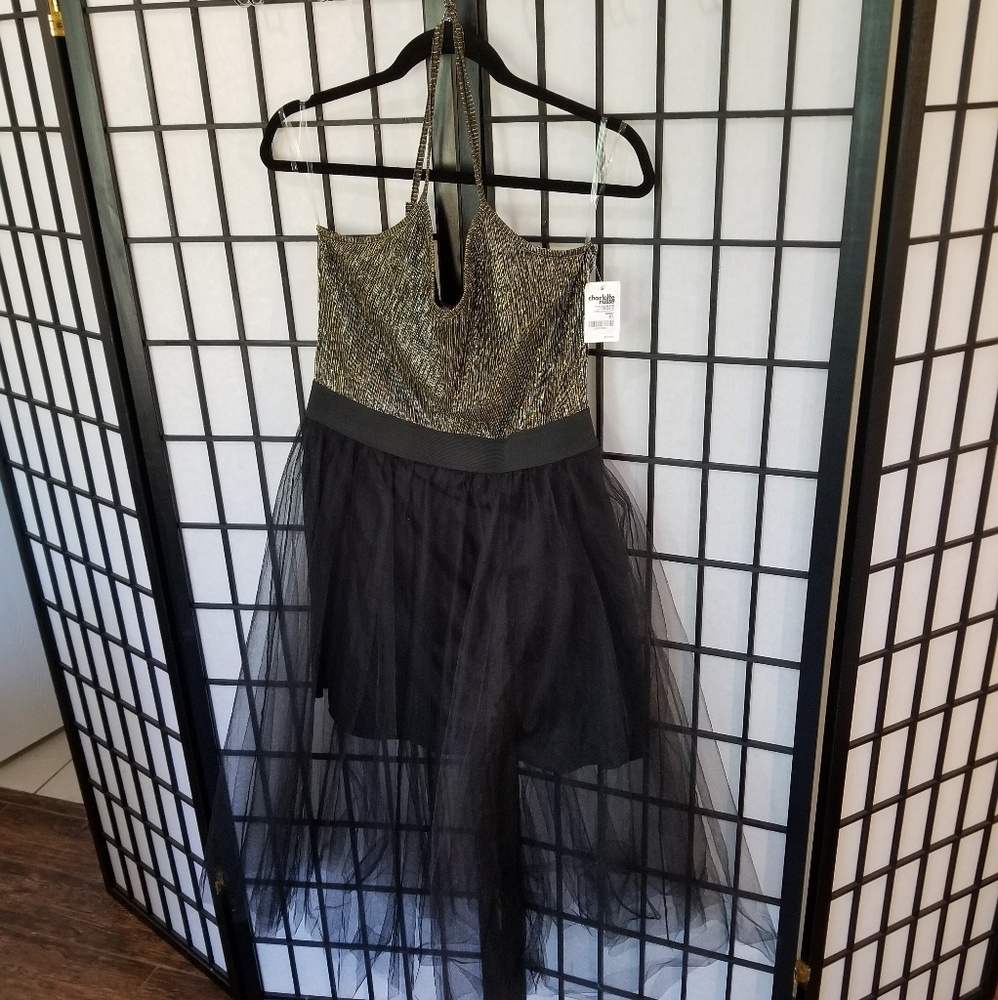 🎁🎁🎁🎁elegen dress new  with tag